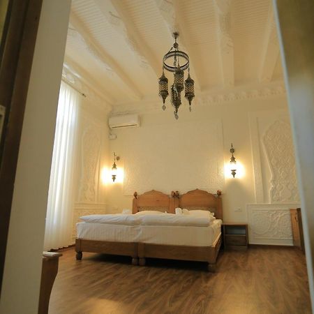 Guesthouse Muqaddam Bukhara Esterno foto