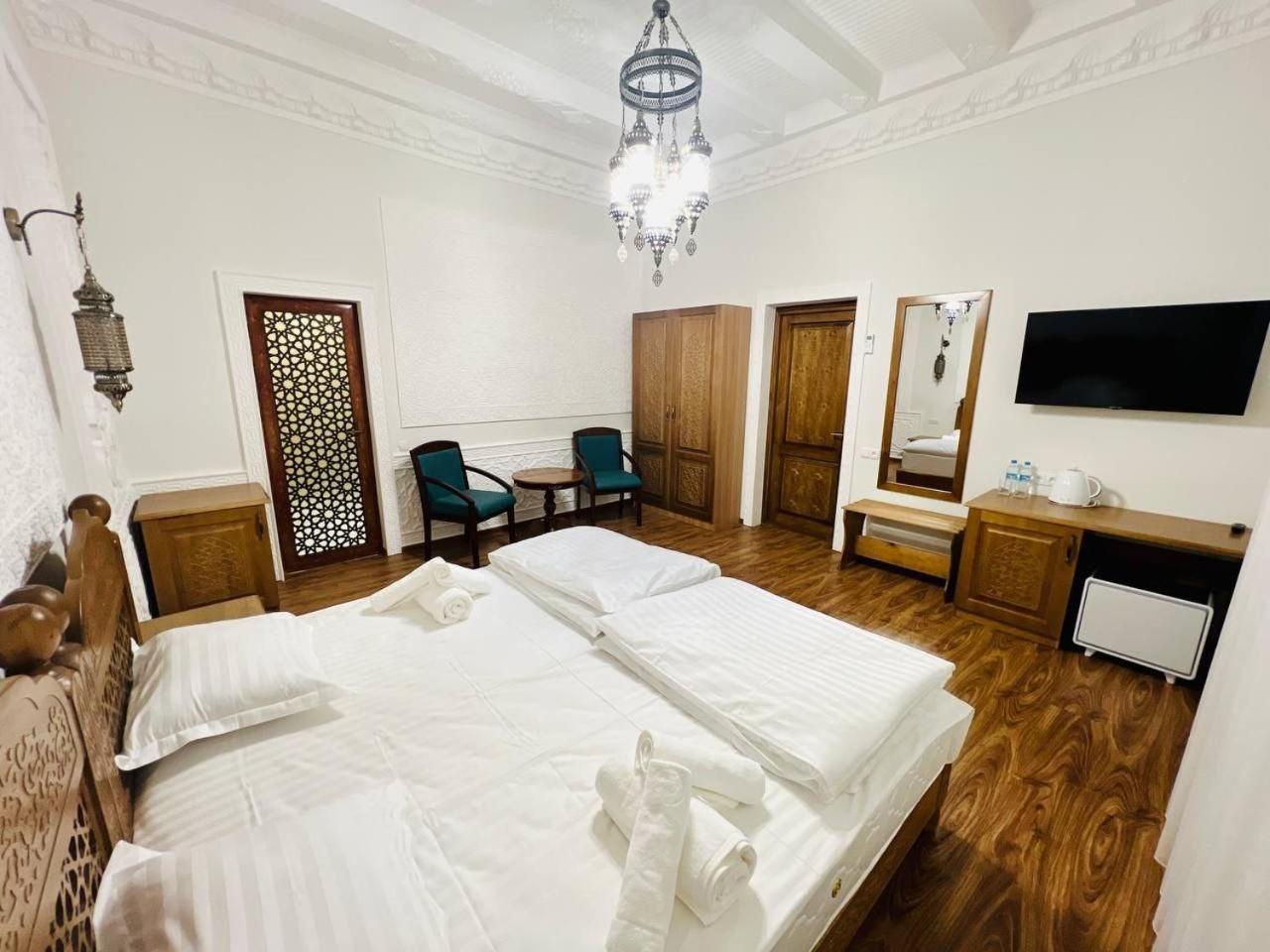 Guesthouse Muqaddam Bukhara Esterno foto