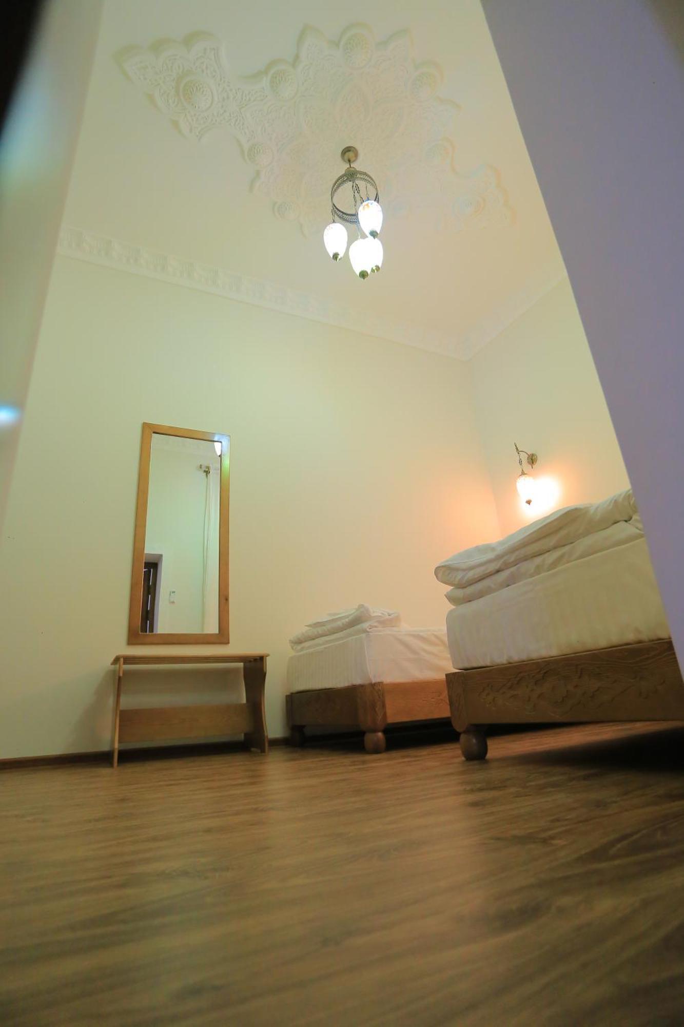 Guesthouse Muqaddam Bukhara Esterno foto